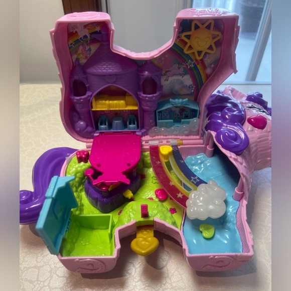 Mattel | Polly Pocket Unicorn Party Playset. - Picture 6 of 16